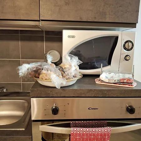 Nyaraló Dora'shome *